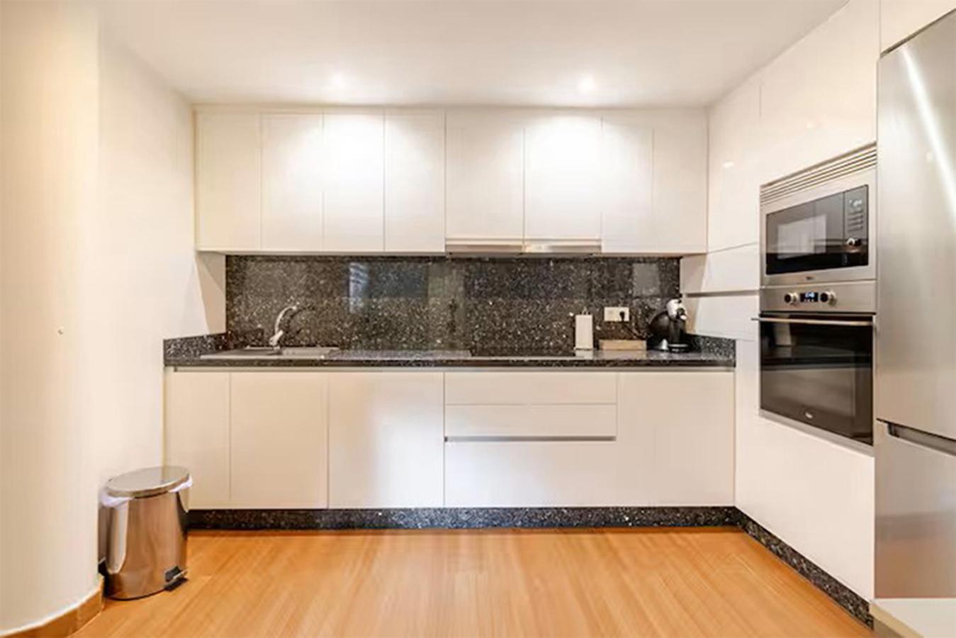 Acogedor En El Centro Con Muchas Comodidades Apartemen Marbella